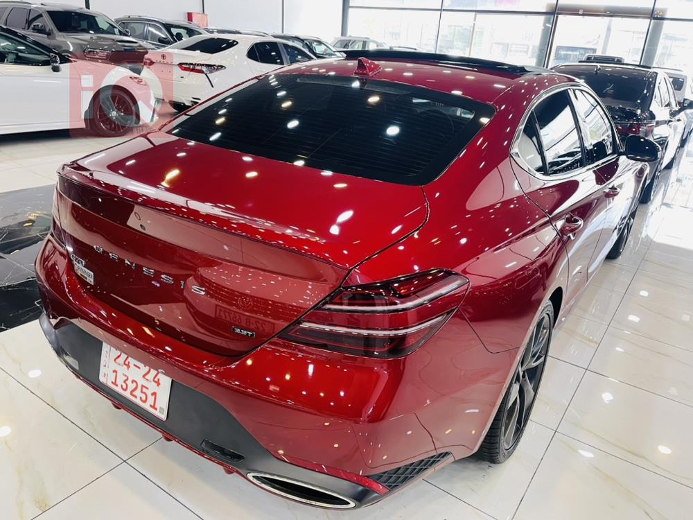 جێنسس G70